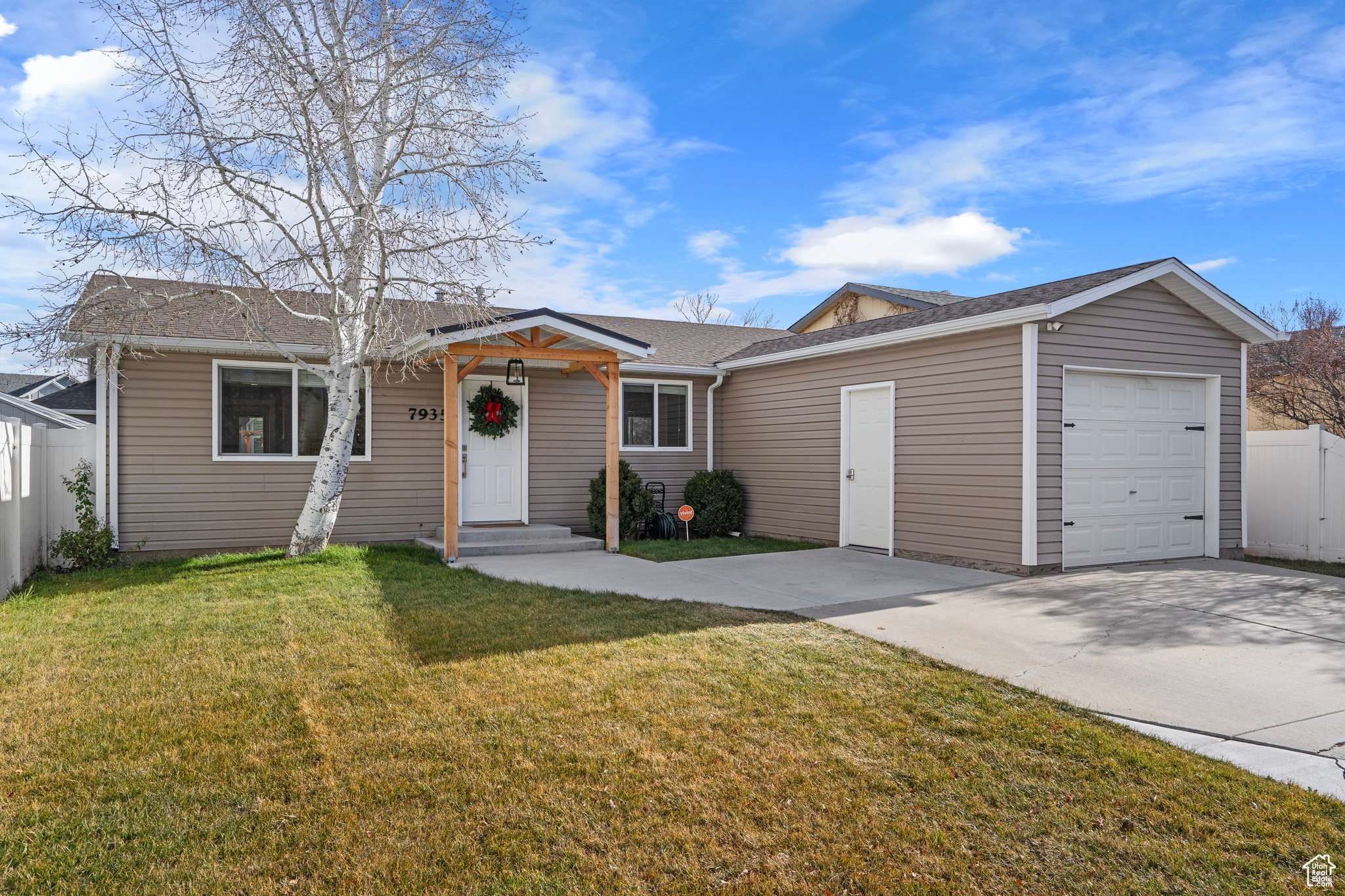 West Jordan, UT 84088,7935 S 2800 W