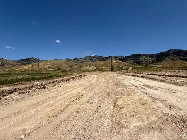 Hyde Park, UT 84318,200 N 1100 E