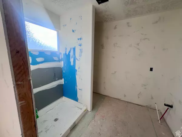 Eagle Mountain, UT 84005,2352 E BLOSSOM ST