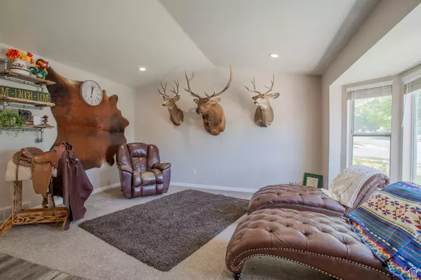 Sandy, UT 84094,1211 E SPRING RIDGE DR S