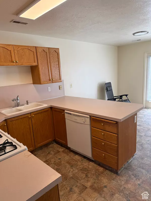 Logan, UT 84321,206 W 1305 S