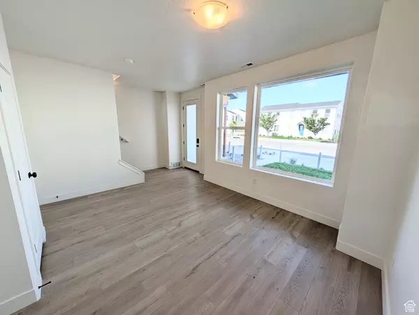 South Jordan, UT 84009,10652 S CARDINAL PARK RD W #154