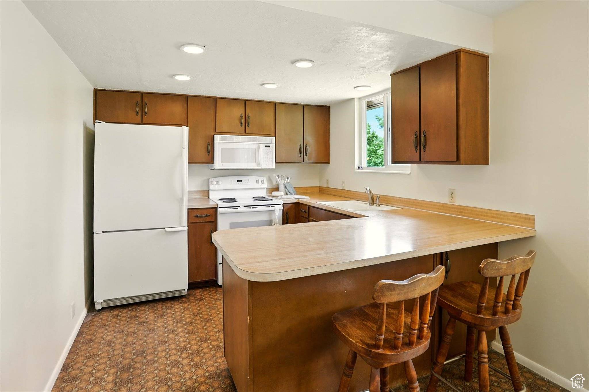 Layton, UT 84041,167 E 950 S