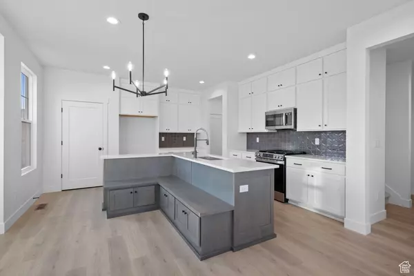 South Jordan, UT 84009,6508 W IGUAZU DR