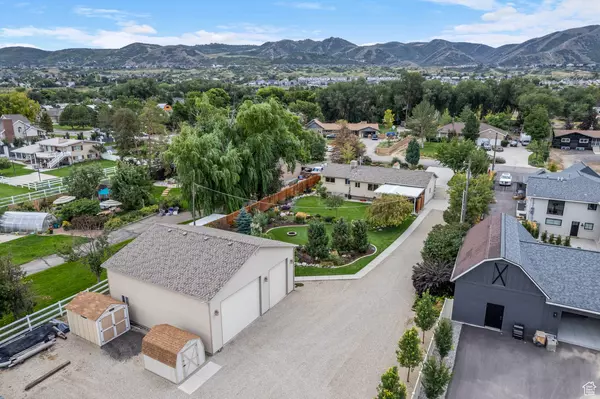 835 E CANYON BREEZE LN, Draper, UT 84020