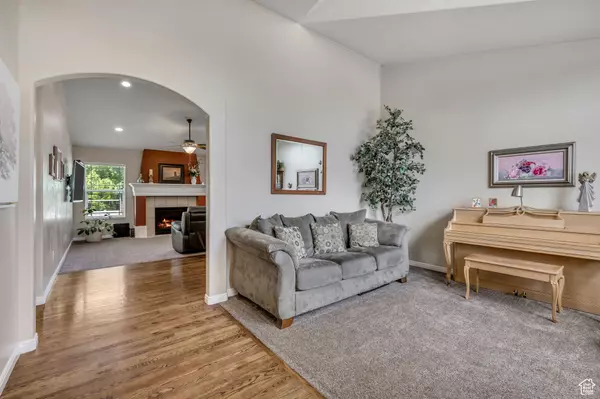 Syracuse, UT 84075,3118 S 1115 W
