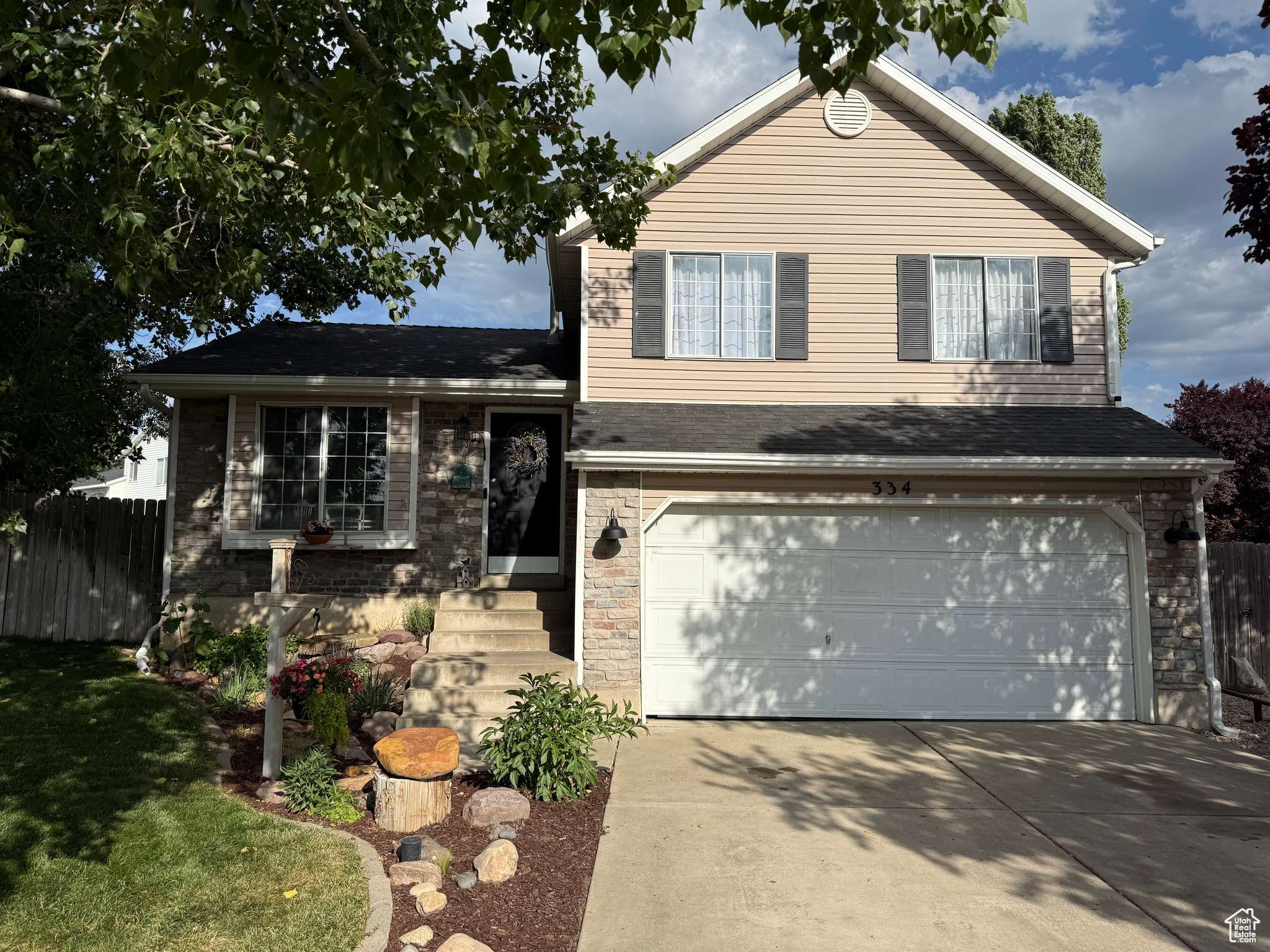 Clearfield, UT 84015,334 W 100 N