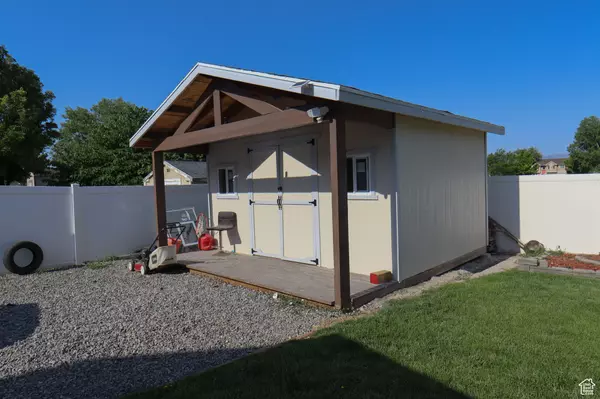 Stansbury Park, UT 84074,5525 HAMPTON WAY