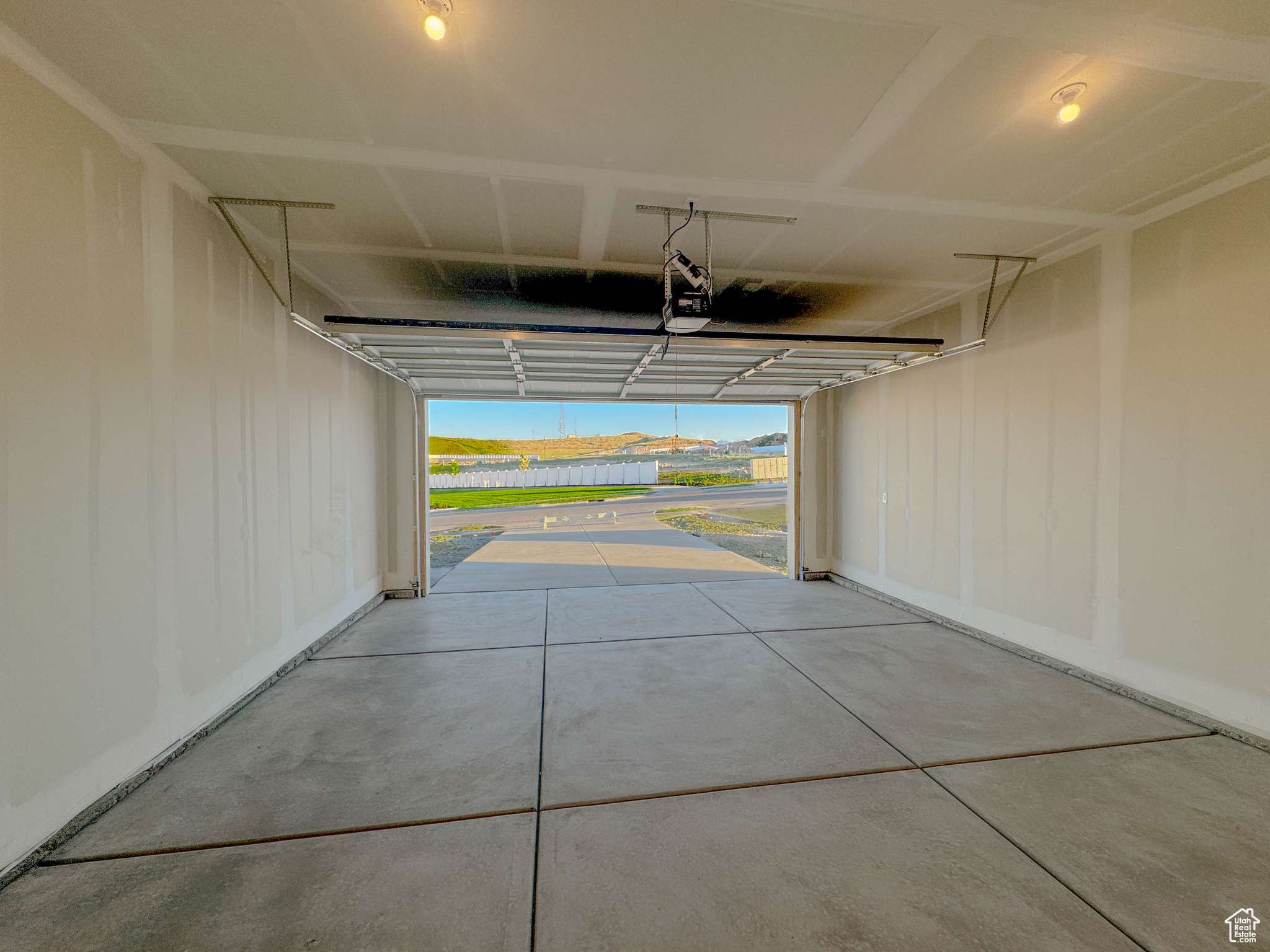 West Jordan, UT 84081,6976 S SKYLOOP DR W #4