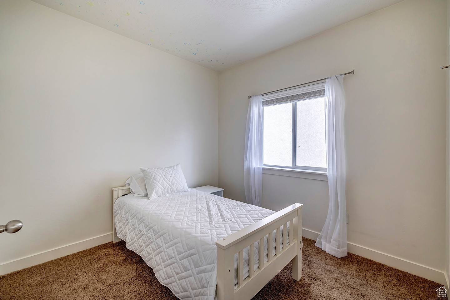 Vineyard, UT 84058,56 N RUE DE MATTH W
