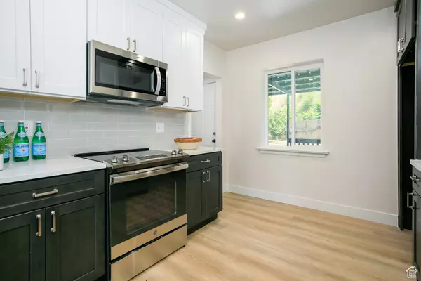 Salt Lake City, UT 84103,348 N 200 W