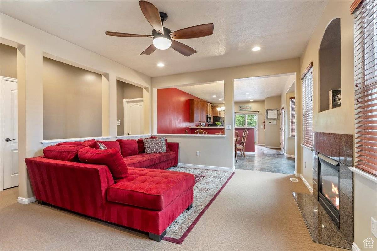 South Jordan, UT 84009,11768 S COPPER SKY DR
