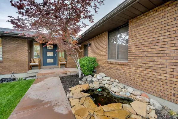 Sandy, UT 84092,2345 E HIGH MOUNTAIN DR