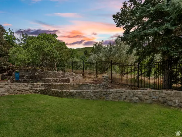 Salt Lake City, UT 84108,2842 E OAKBROOK CIR