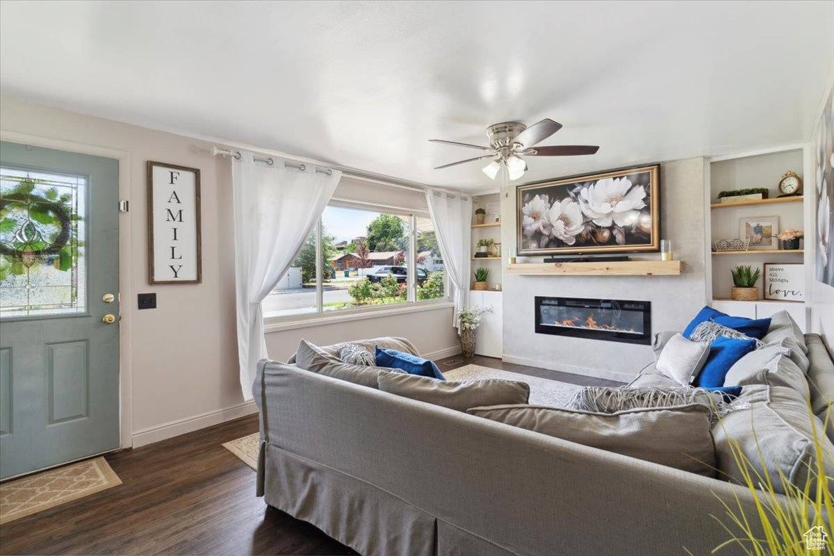 Roy, UT 84067,4533 S 2075 W