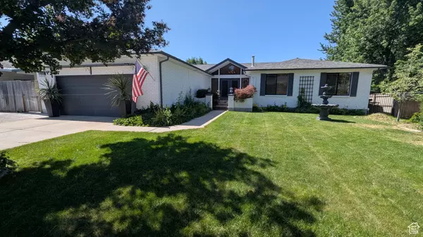 Sandy, UT 84092,1584 E PETUNIA WAY