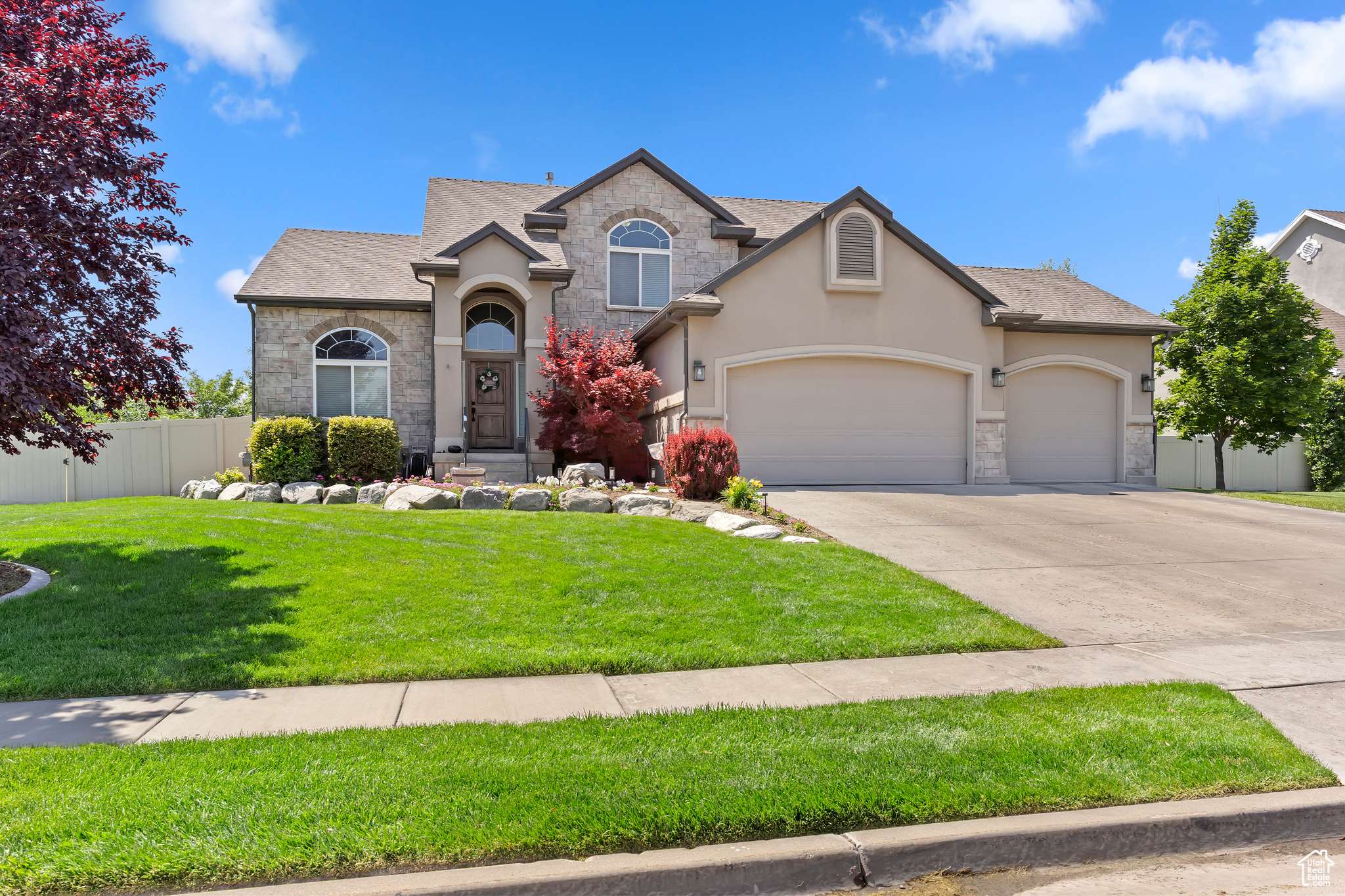 Layton, UT 84041,163 COLD CREEK WAY