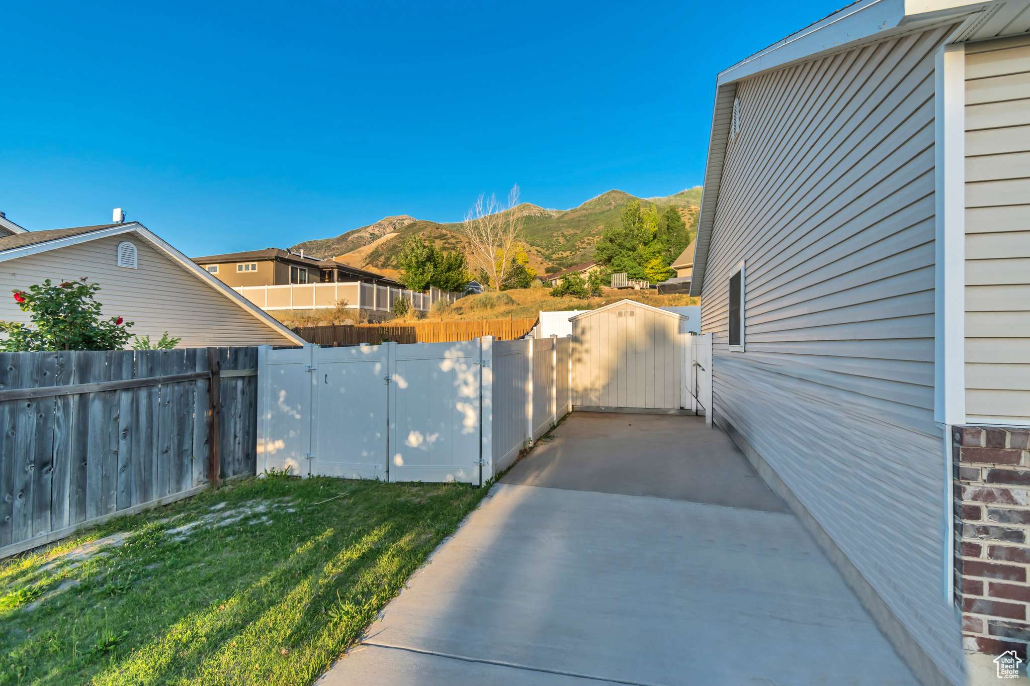 Santaquin, UT 84655,382 N PEACH ST