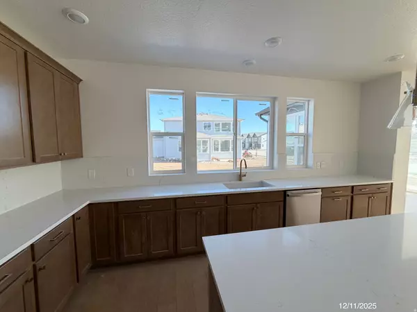 Eagle Mountain, UT 84005,2970 N KINGBIRD DR #621