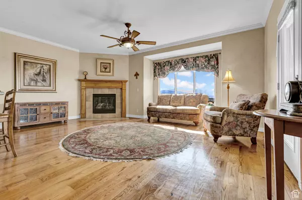 Draper, UT 84020,285 E BRAYDEN WAY