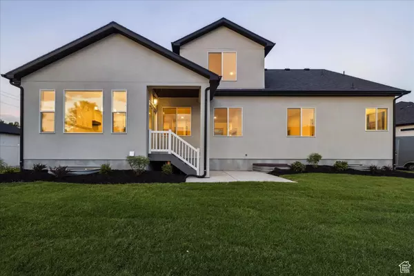 Spanish Fork, UT 84660,954 S SANDY LN