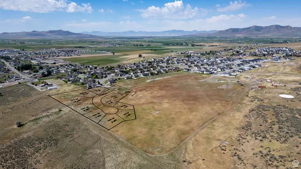 Tremonton, UT 84337,2406 W 1150 N #2