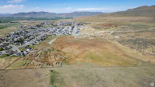 2389 W 1150 N #10, Tremonton, UT 84337