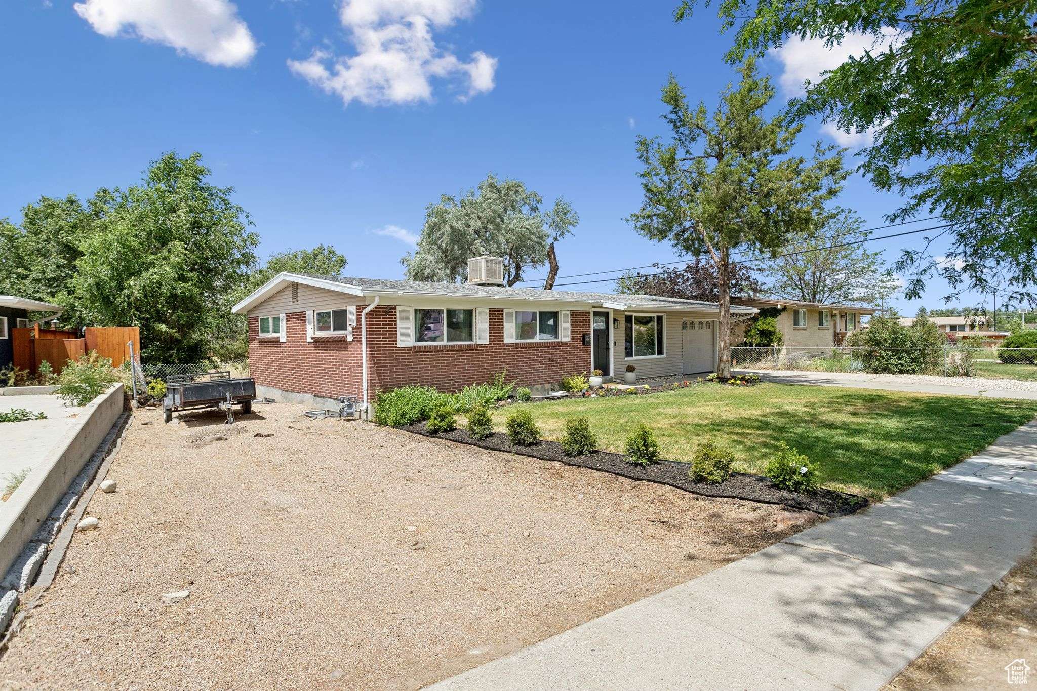 Sandy, UT 84094,10254 S MARBLE ST