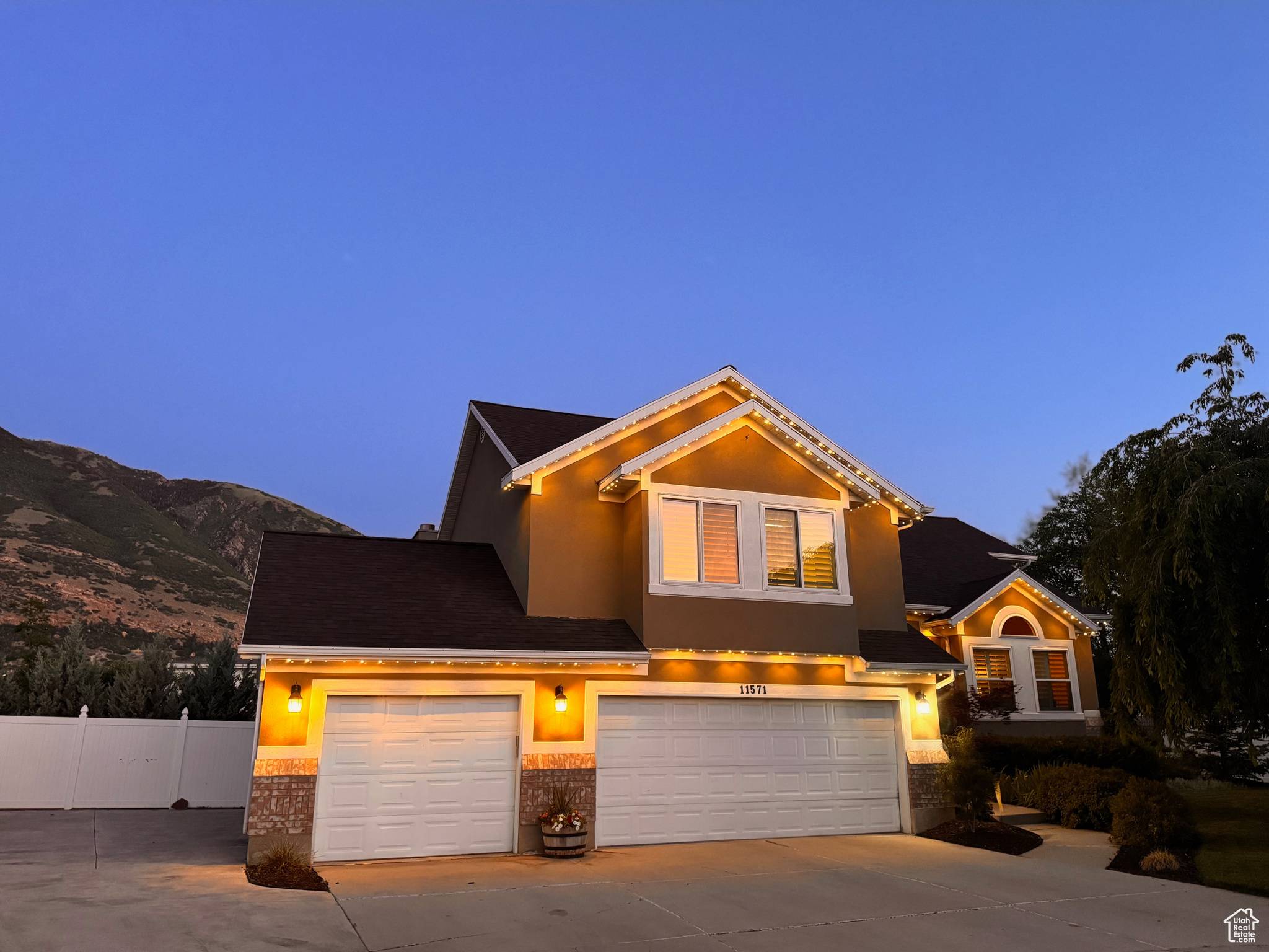 11571 S LEXINGTON HILLS CIR E, Sandy, UT 84092
