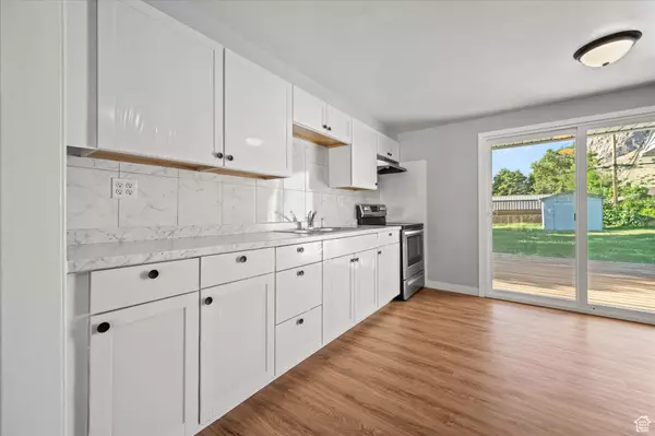Ogden, UT 84404,1302 E HARROP S