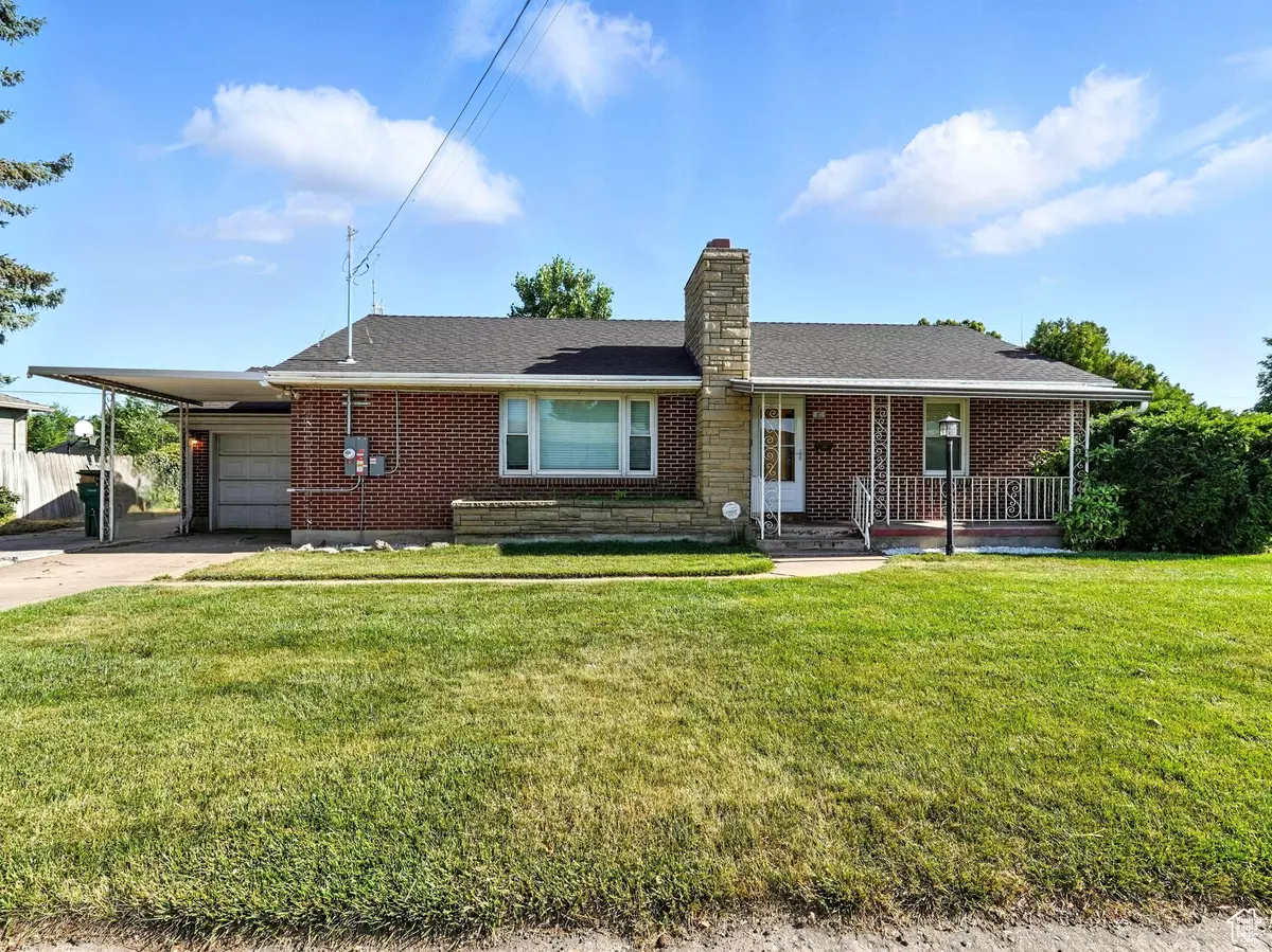 Roy, UT 84067,1951 W 4900 S