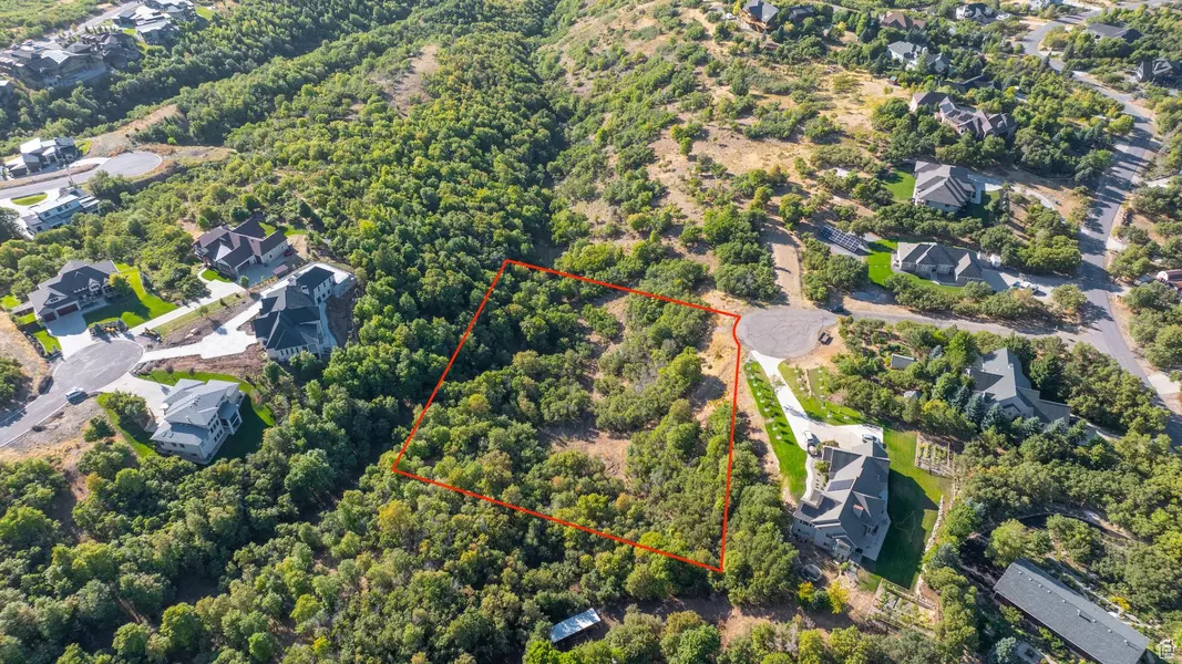 190 W AUTUMN LEAF CIR #2, Woodland Hills, UT 84653