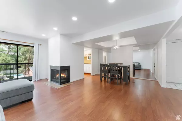 Salt Lake City, UT 84107,5544 S SPRINGTREE LN E #H