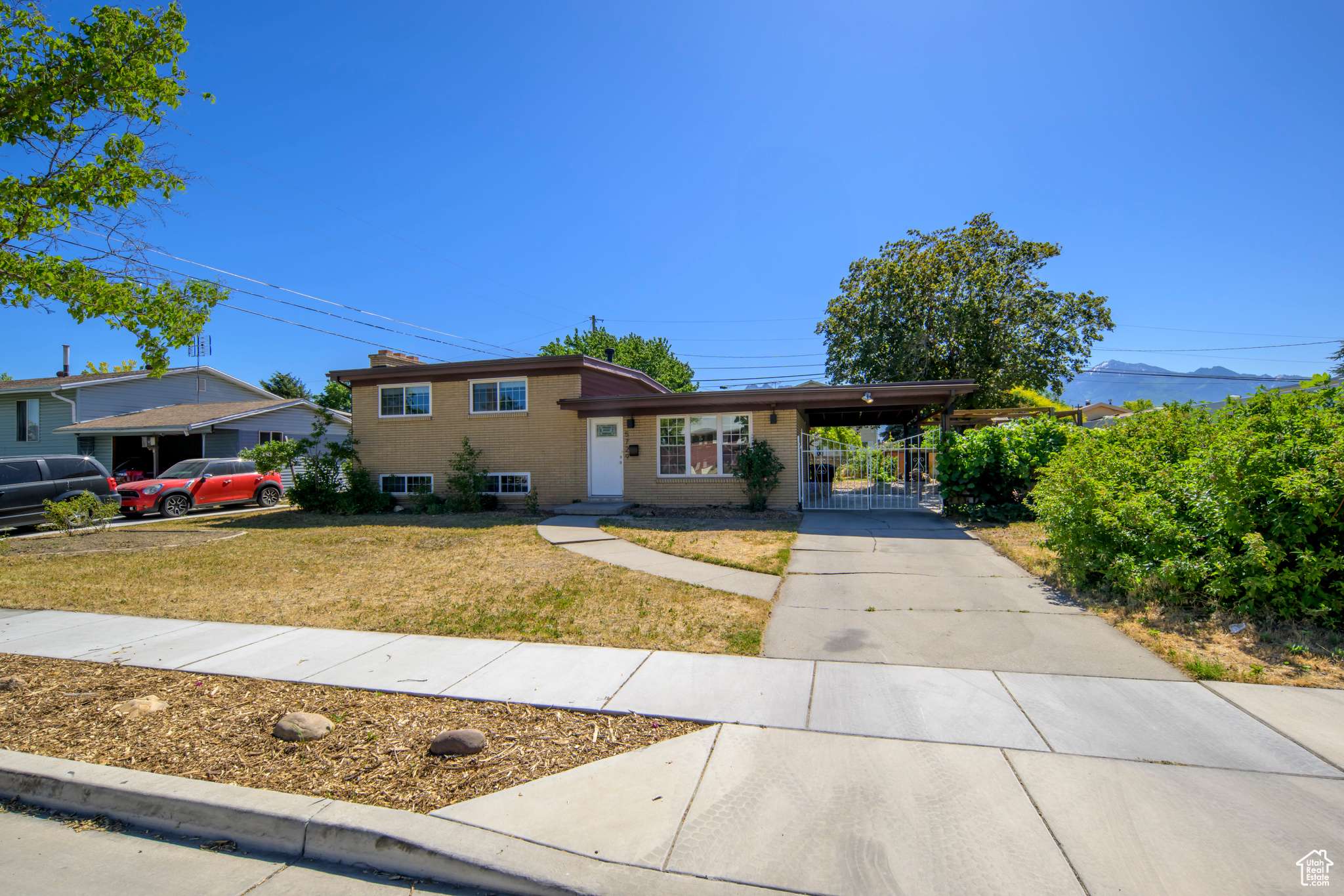 Murray, UT 84107,5729 S 150 W