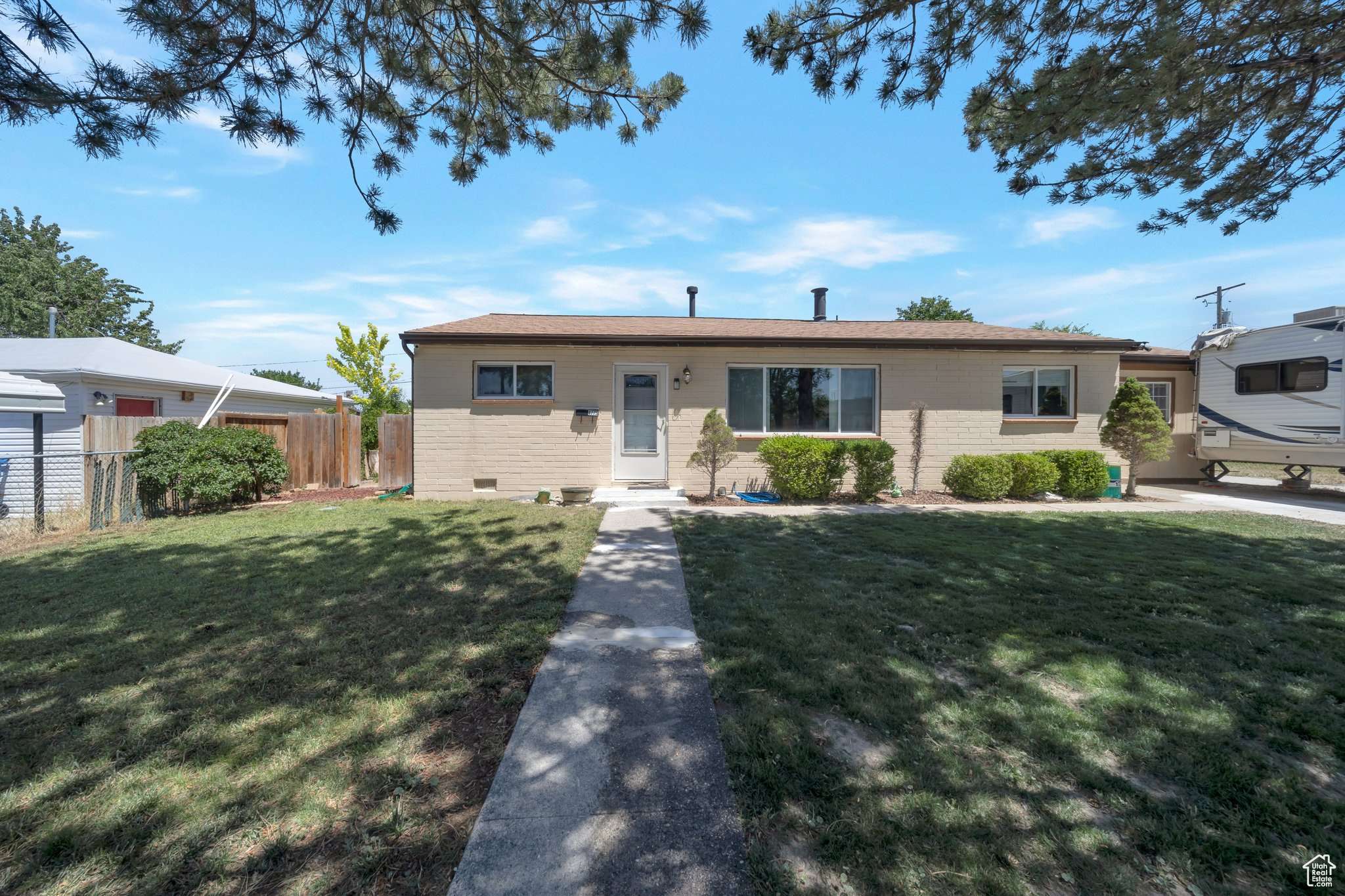 Kearns, UT 84118,4775 S 4380 W