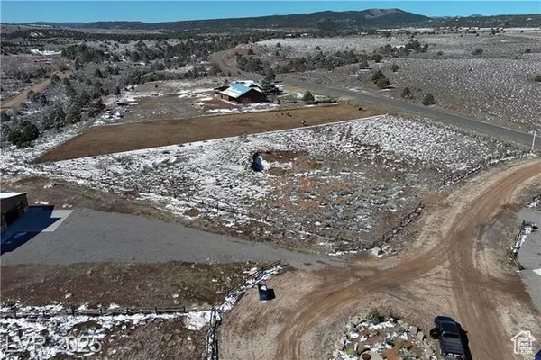 Hatch, UT 84735,187 W BRYCE GATE CIR #5