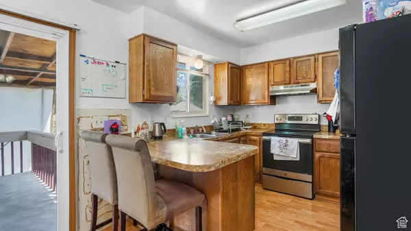 Ogden, UT 84404,636 DOWNS DR