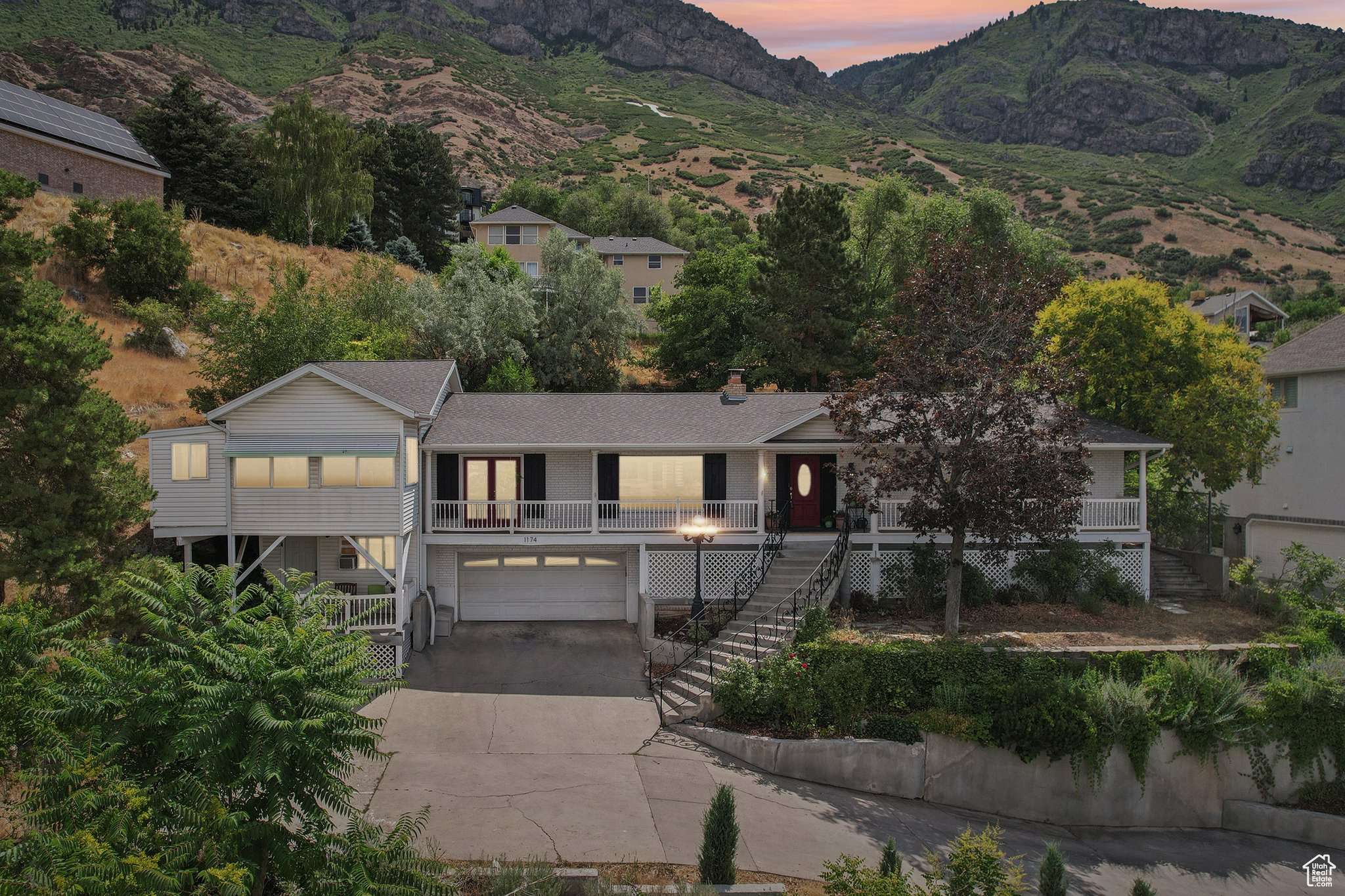 1174 OAKMONT LN, Provo, UT 84604