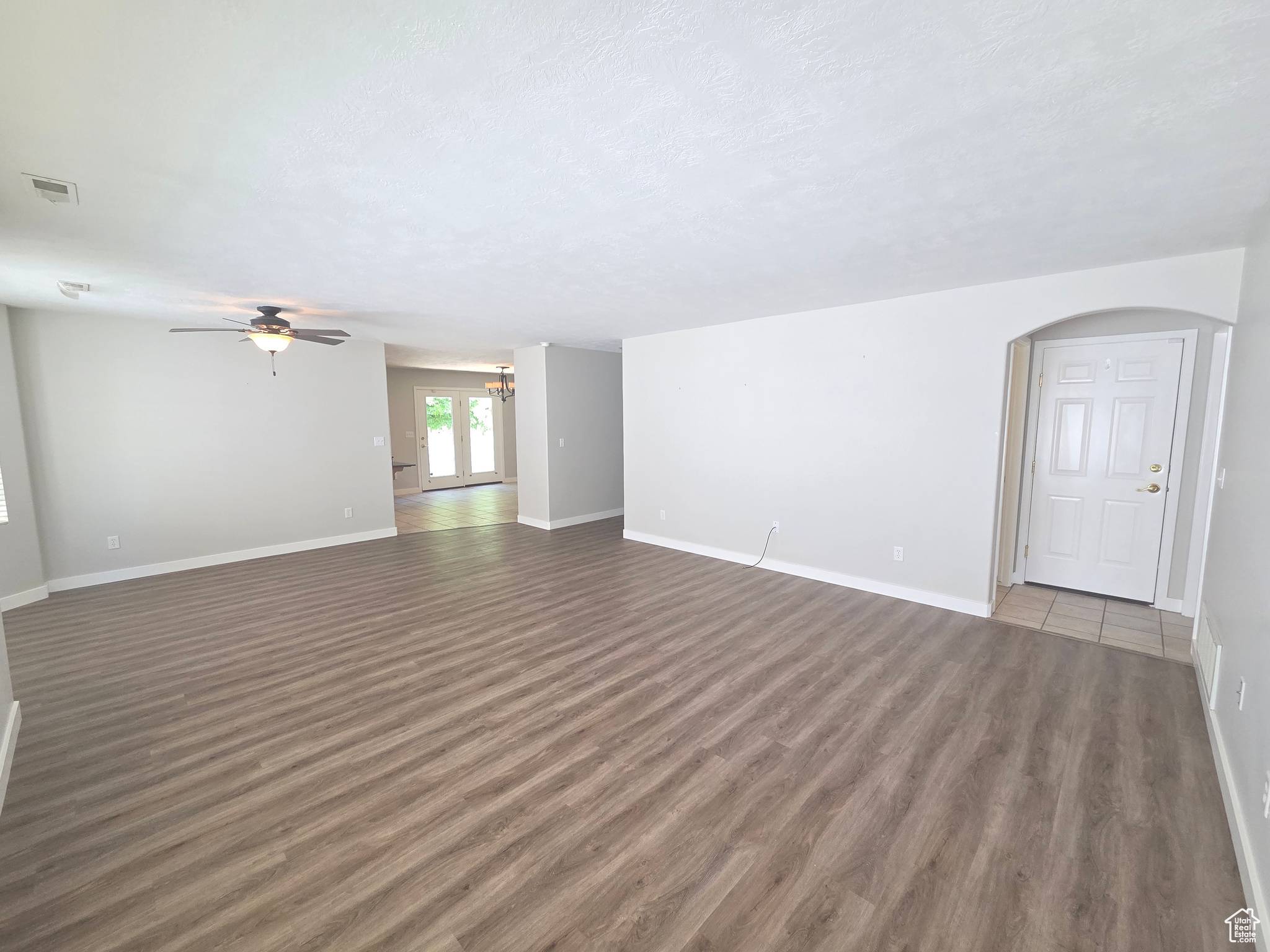 Taylorsville, UT 84123,1118 W AUTUMN LEAF LN