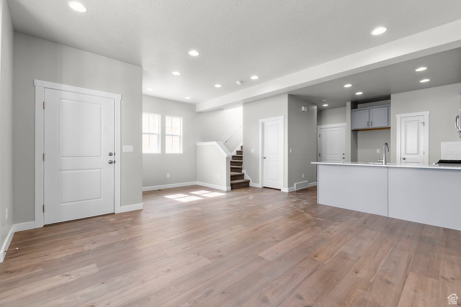 West Jordan, UT 84081,6592 W RAYNOLDS PEAK WAY