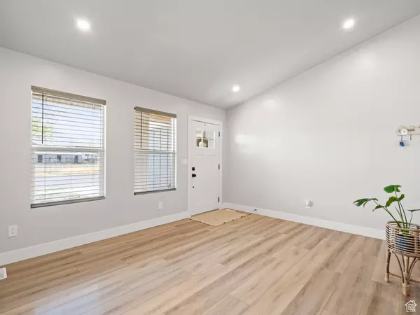 Tooele, UT 84074,214 S 900 W