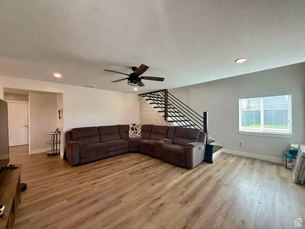Roosevelt, UT 84066,504 E 1080 S