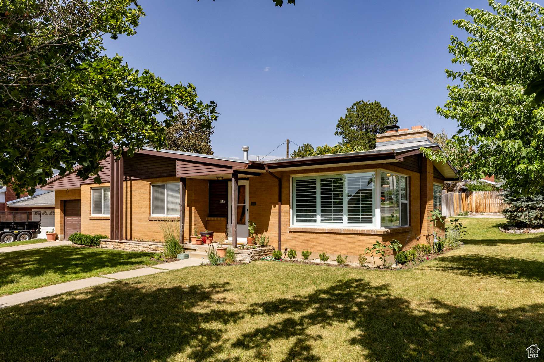 Bountiful, UT 84010,1795 S 50 W