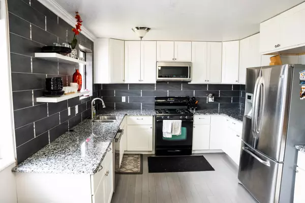 Harrisville, UT 84414,729 W 2300 N