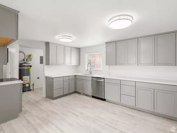 West Valley City, UT 84119,3221 S BEAVER ST