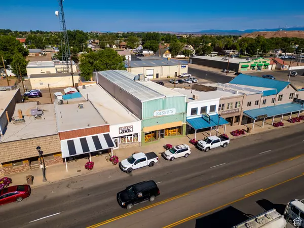 Roosevelt, UT 84066,65 N 200 E
