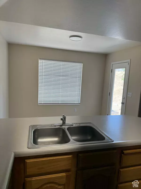 Payson, UT 84651,584 S LOAFER DR