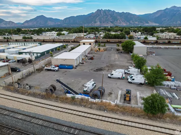 Murray, UT 84107,5568 S 300 W