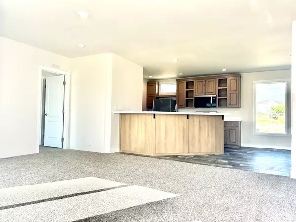 Vernal, UT 84078,1435 E 5975 S #14