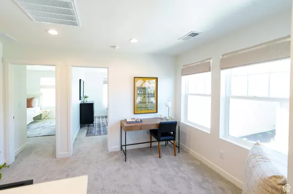South Jordan, UT 84009,11317 S OFFSHORE WAY #404